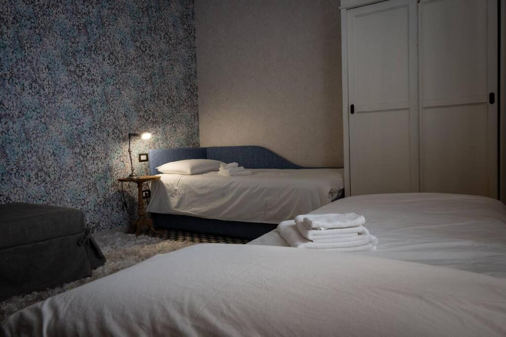Merulana Penthouse: 5 Minutes Walk From Colosseum Apartamento *