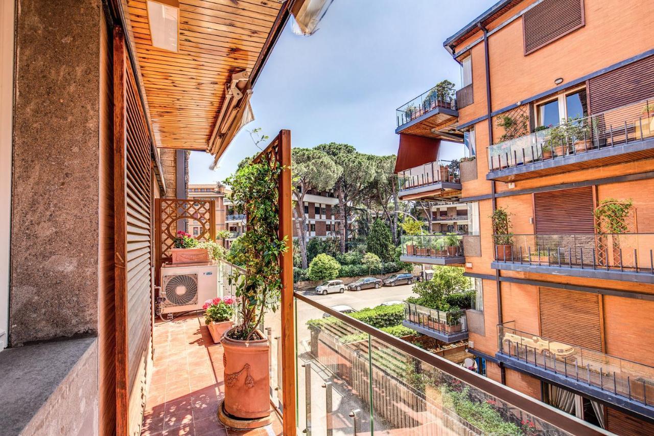 Terrazza Piccolomini: Elegant Stunning View Over Rome/st Peter's Dome * Roma