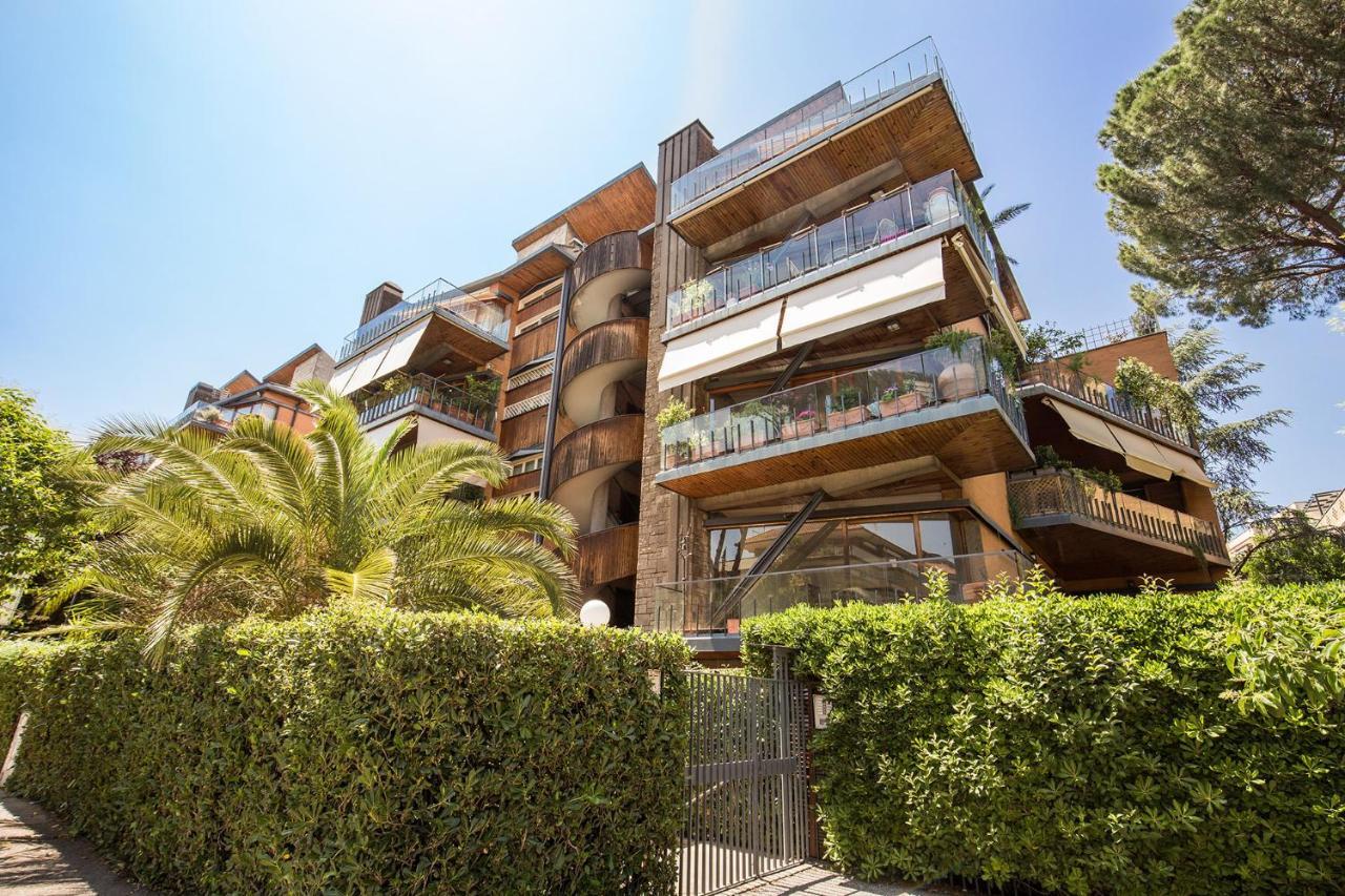 Terrazza Piccolomini: Elegant Stunning View Over Rome/st Peter's Dome Apartamento *
