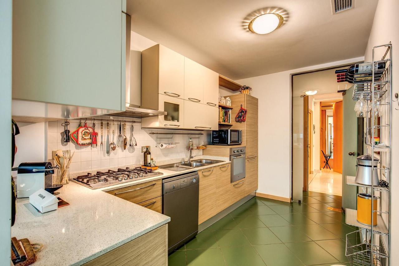 Apartamento Terrazza Piccolomini: Elegant Stunning View Over Rome/st Peter's Dome