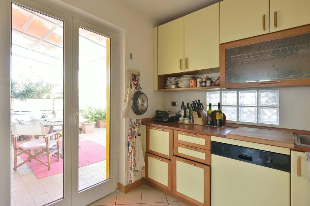Leilighet Super Sunny Penthouse With Terrace *
