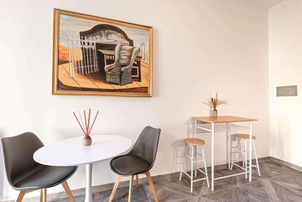 Charming In The Centre Of Apartamento *