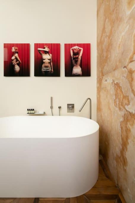 Appartamento Casa Arte, A Burghesius Roma
