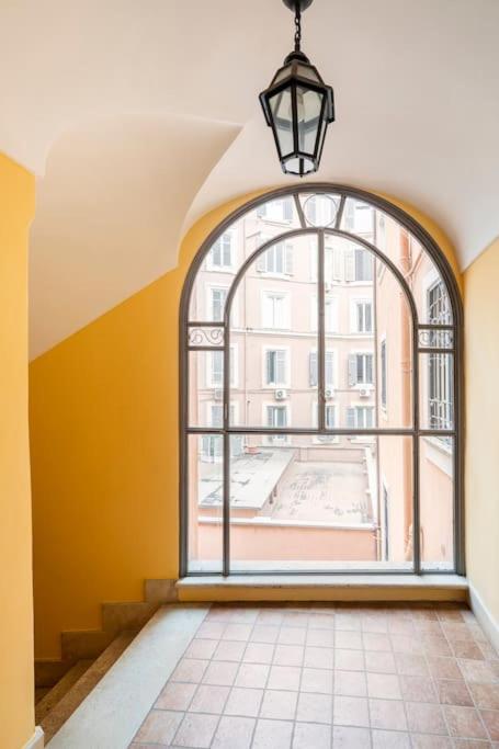 Elegante Rifugio In Centro Storico Tra Piazza Del Popolo E Piazza Di Spagna Appartamento Roma