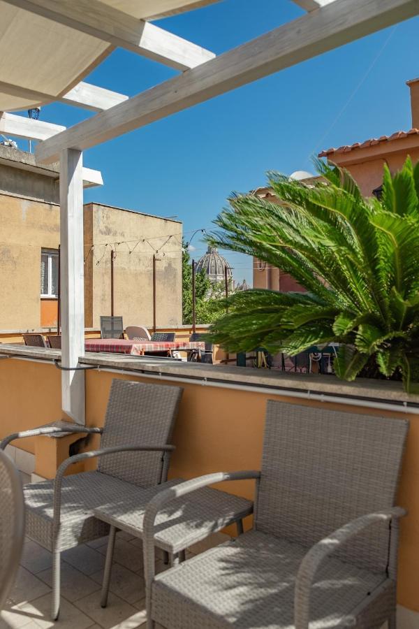 Appartamento Clivo's 1 Buddyrent Roma