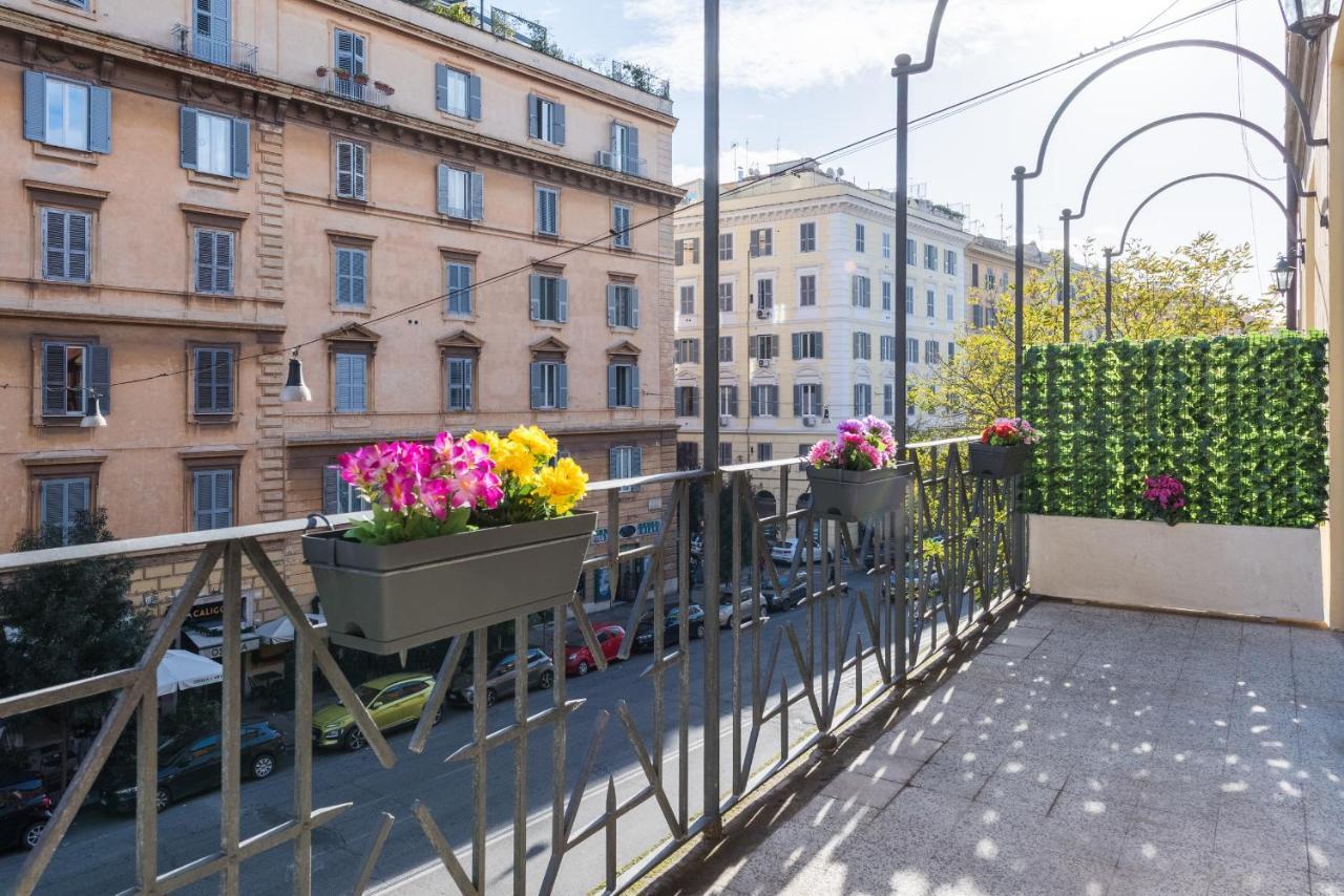 Apartment Vatican With Balcony Rome
