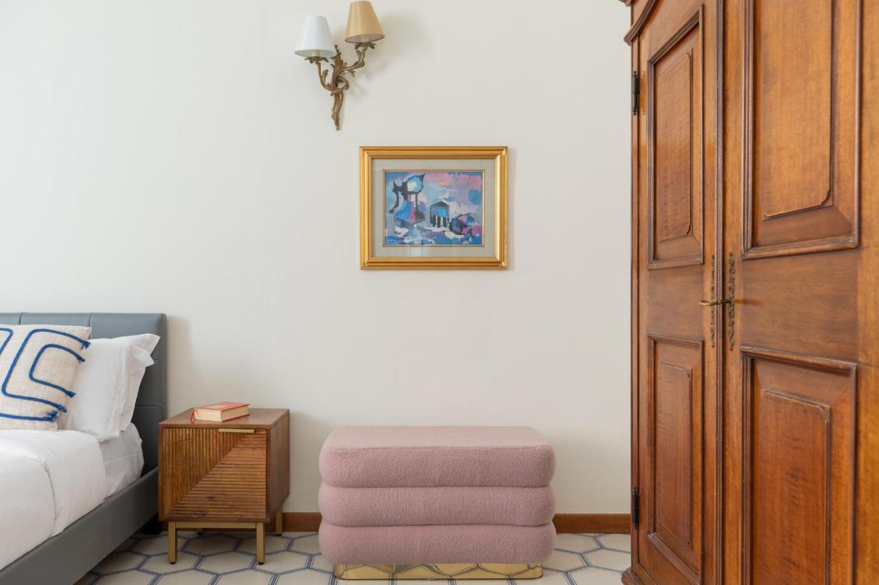 Iflat Barberini 's Dream *