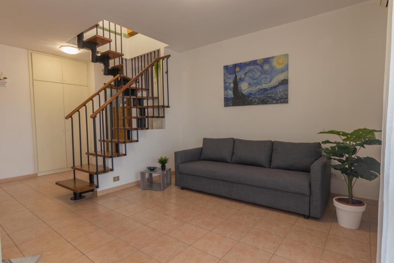 Comfort Penthouse - Private Parking, Wi-fi * Roma
