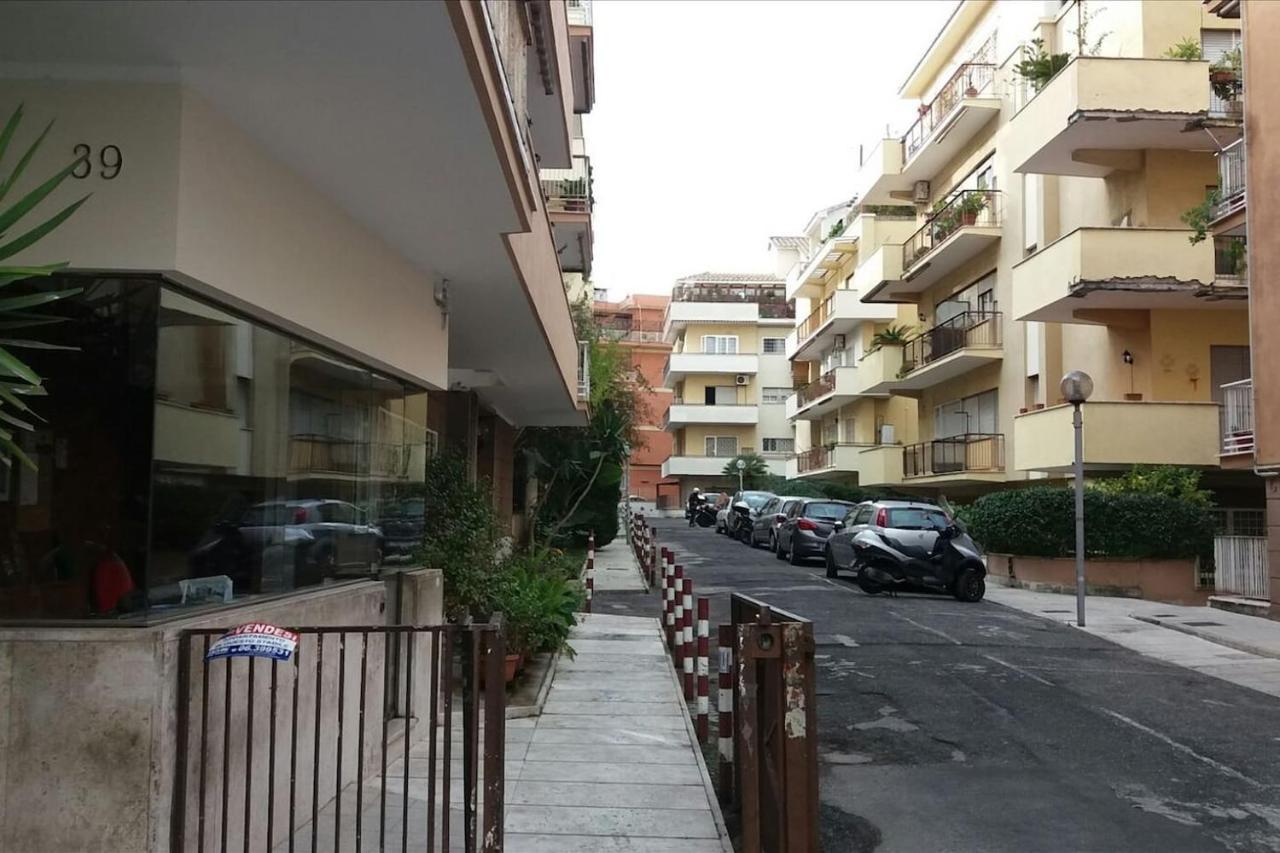 Apartment St. Peter - Loft At 50m From Metro Rom