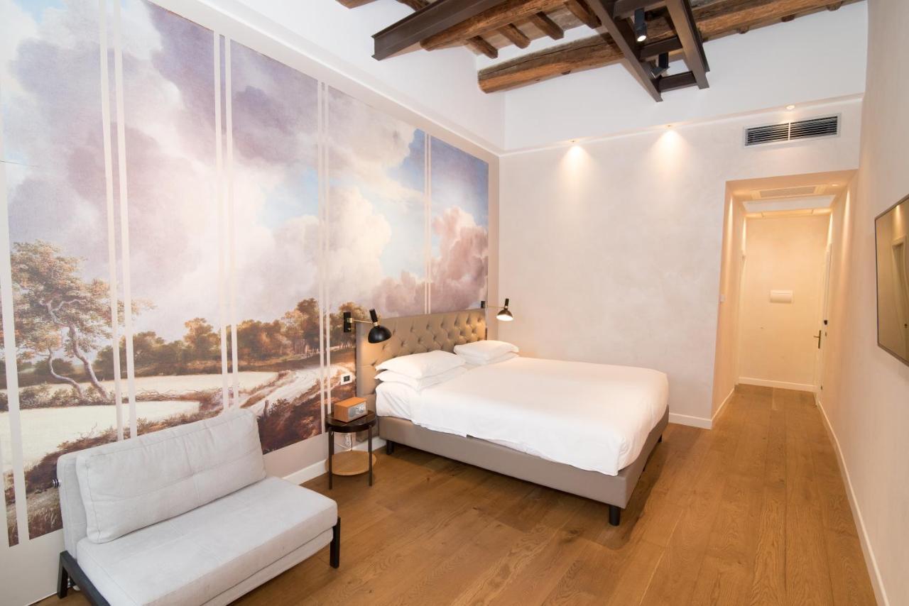 Accademia Hotel