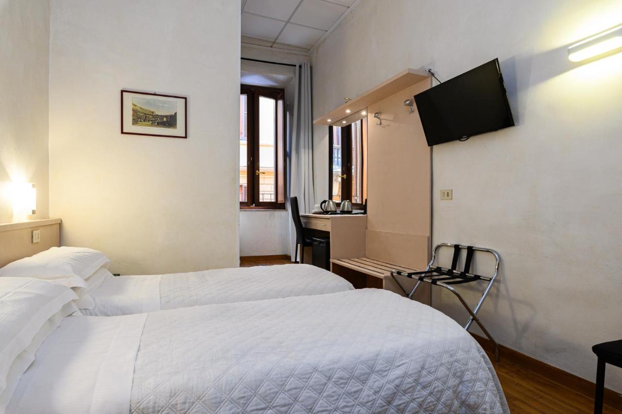 Julia 3* Roma