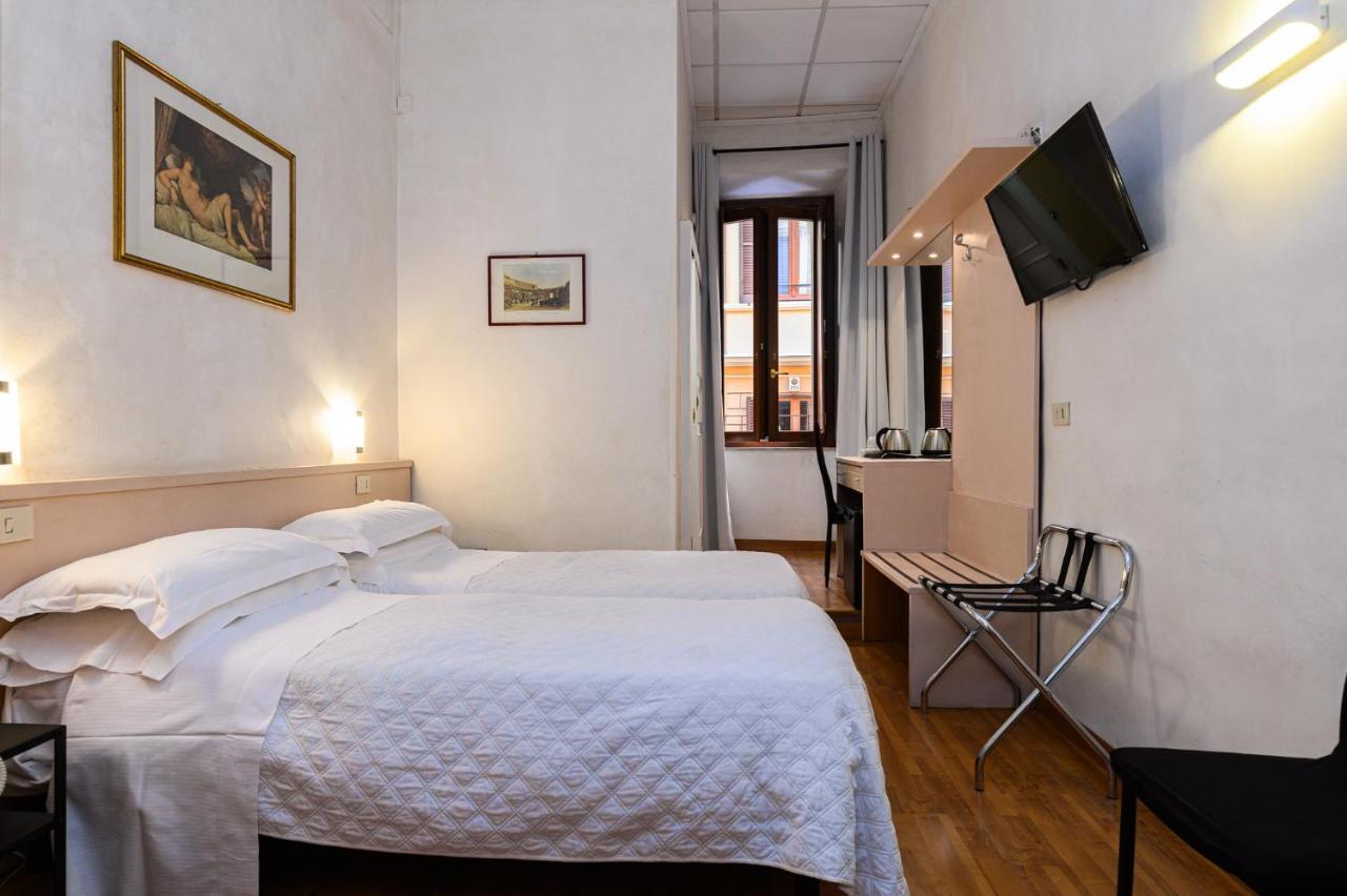 Hotel Julia 3*