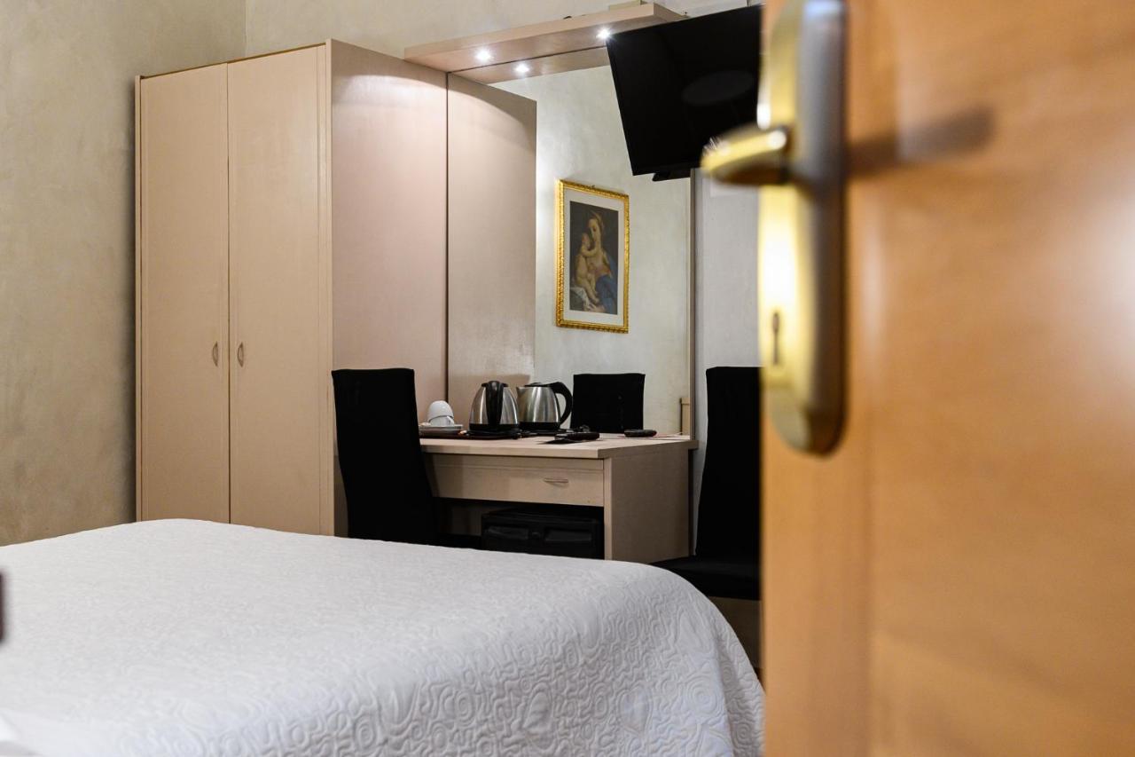Hotel Julia 3*