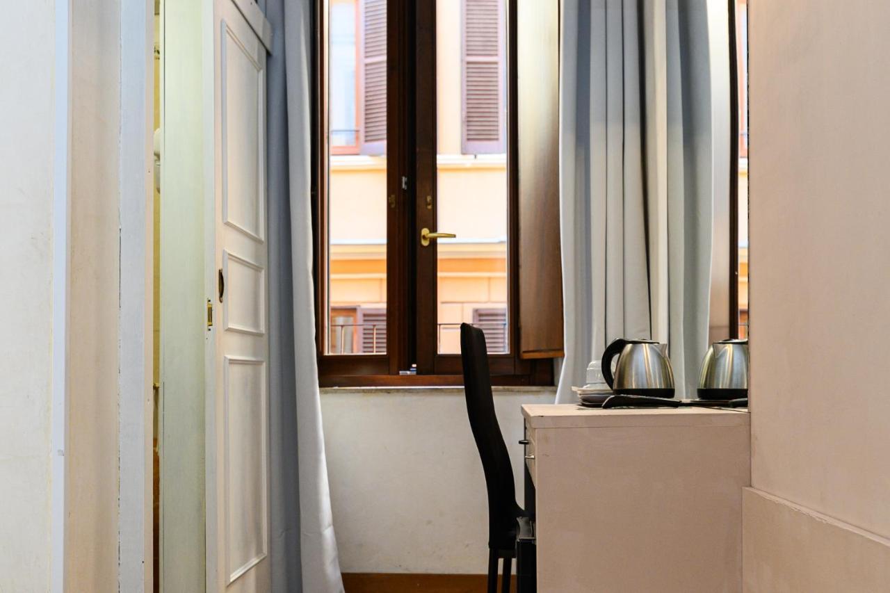 Julia 3* Roma