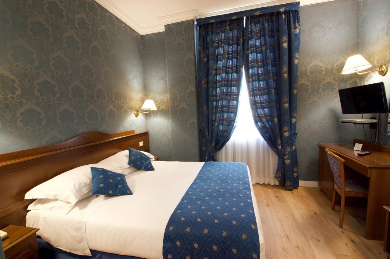 Hotel Montecarlo
