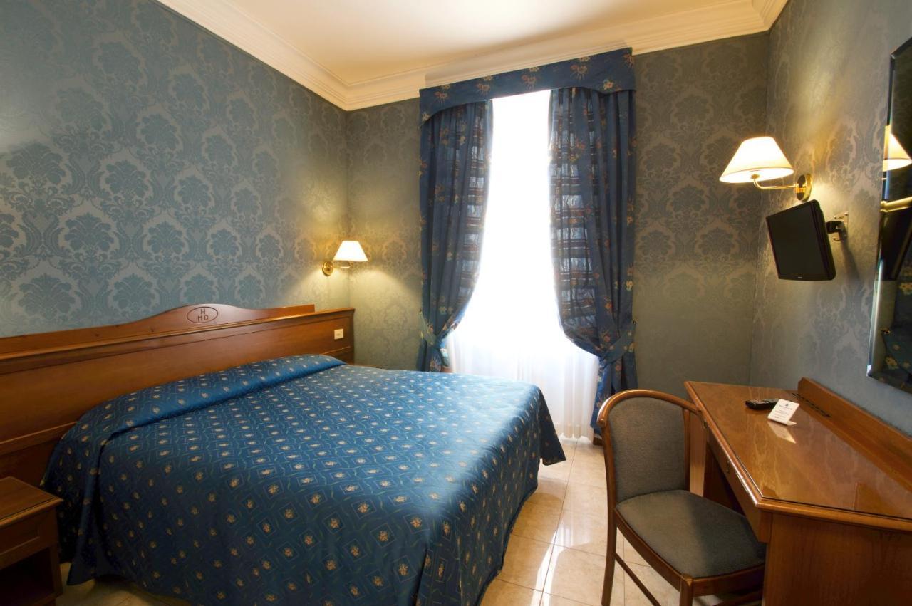 Hotel Montecarlo
