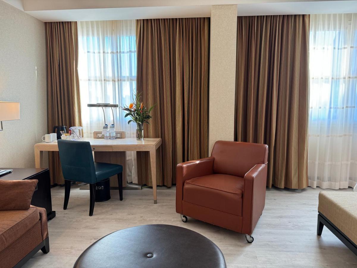 Hotel Sheraton Parco De' Medici 4*