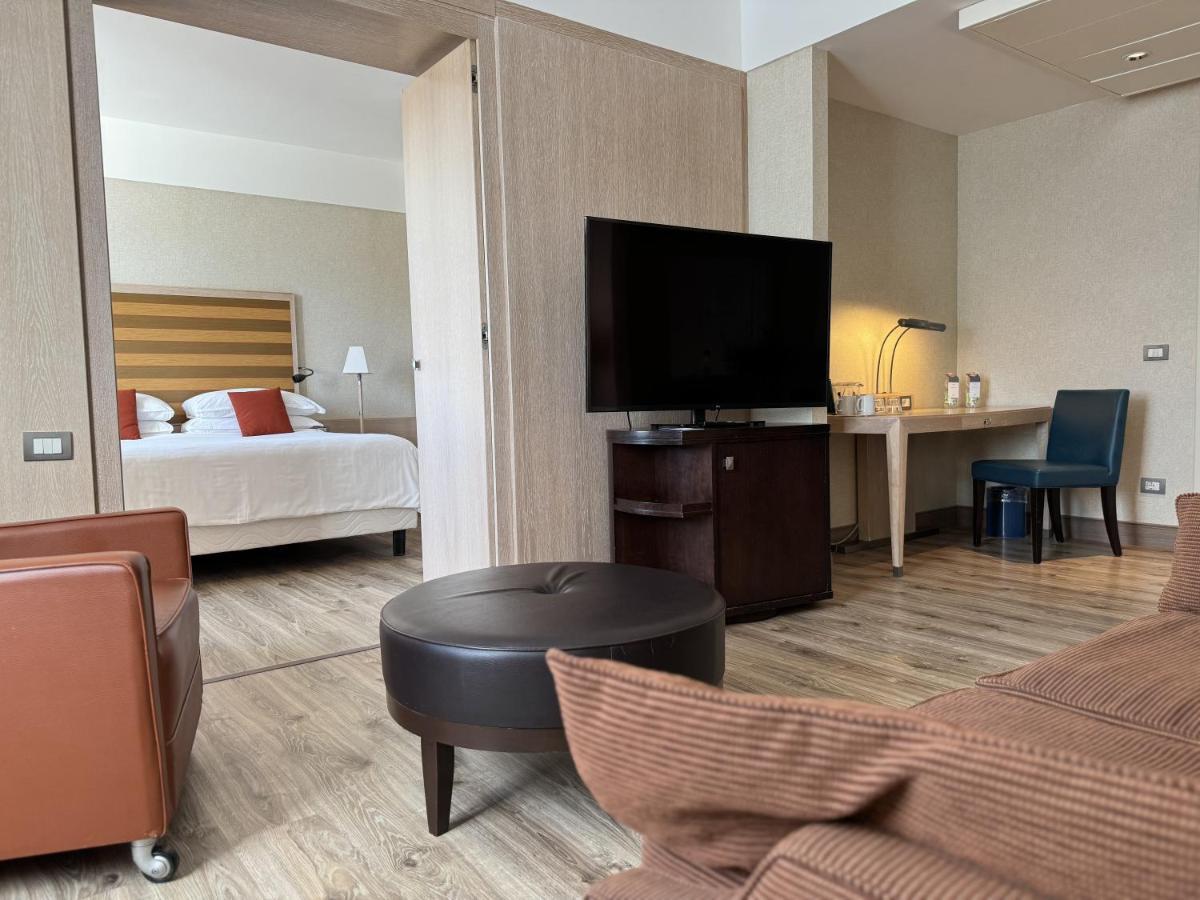 Sheraton Parco De' Medici 4*