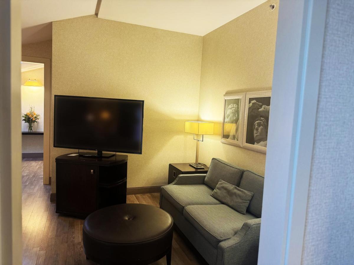Sheraton Parco De' Medici Hotel