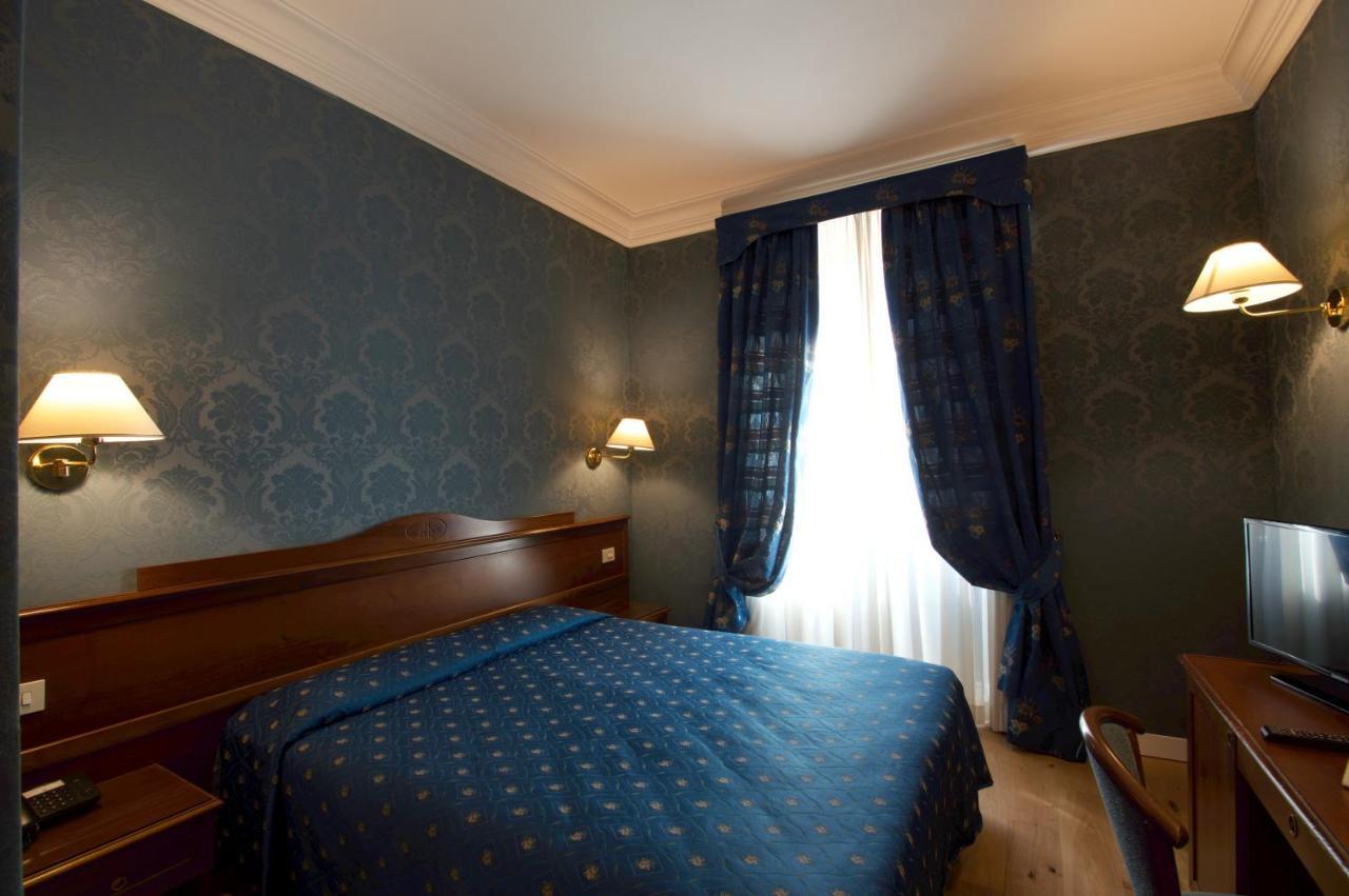 Montecarlo 3* Roma