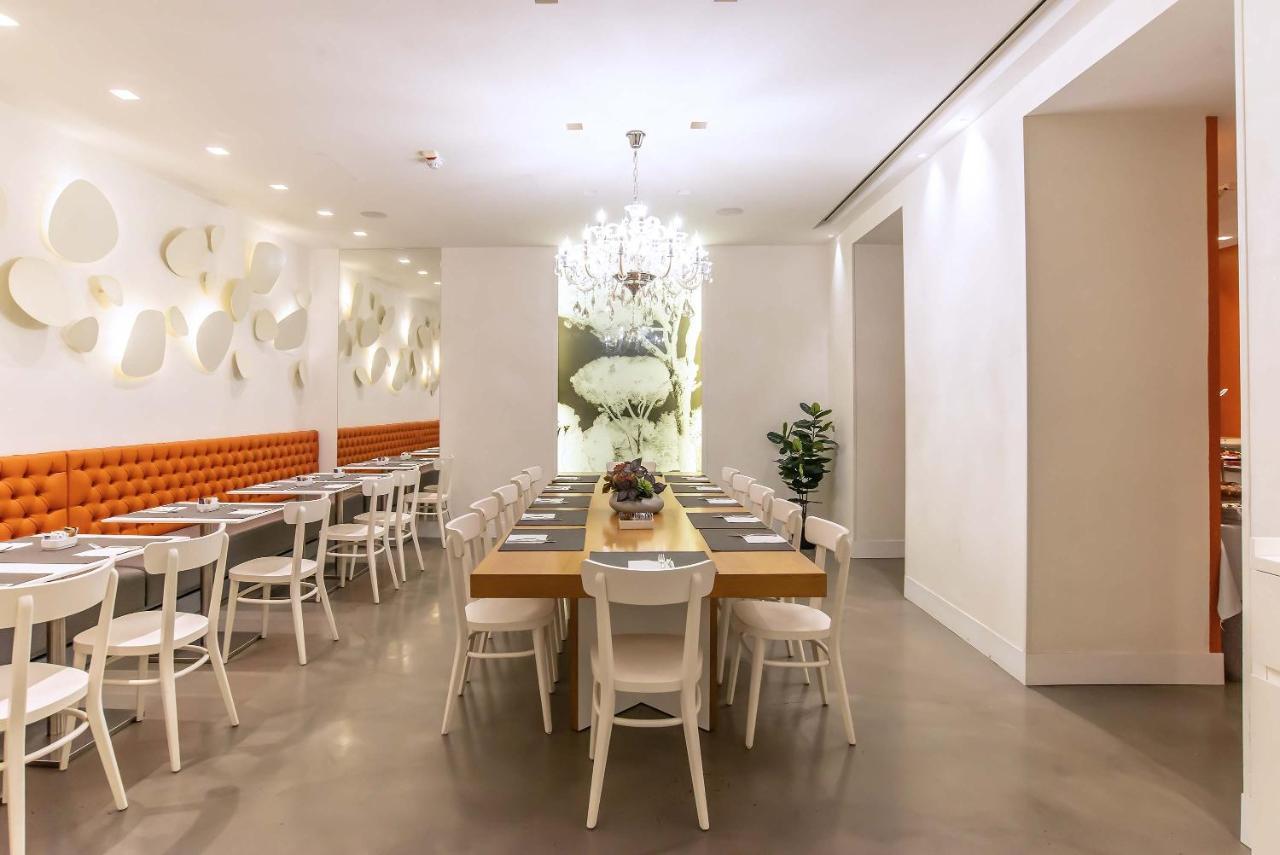 Hotel White 4*