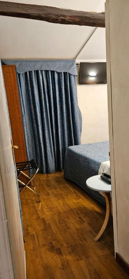 Julia 3* Roma