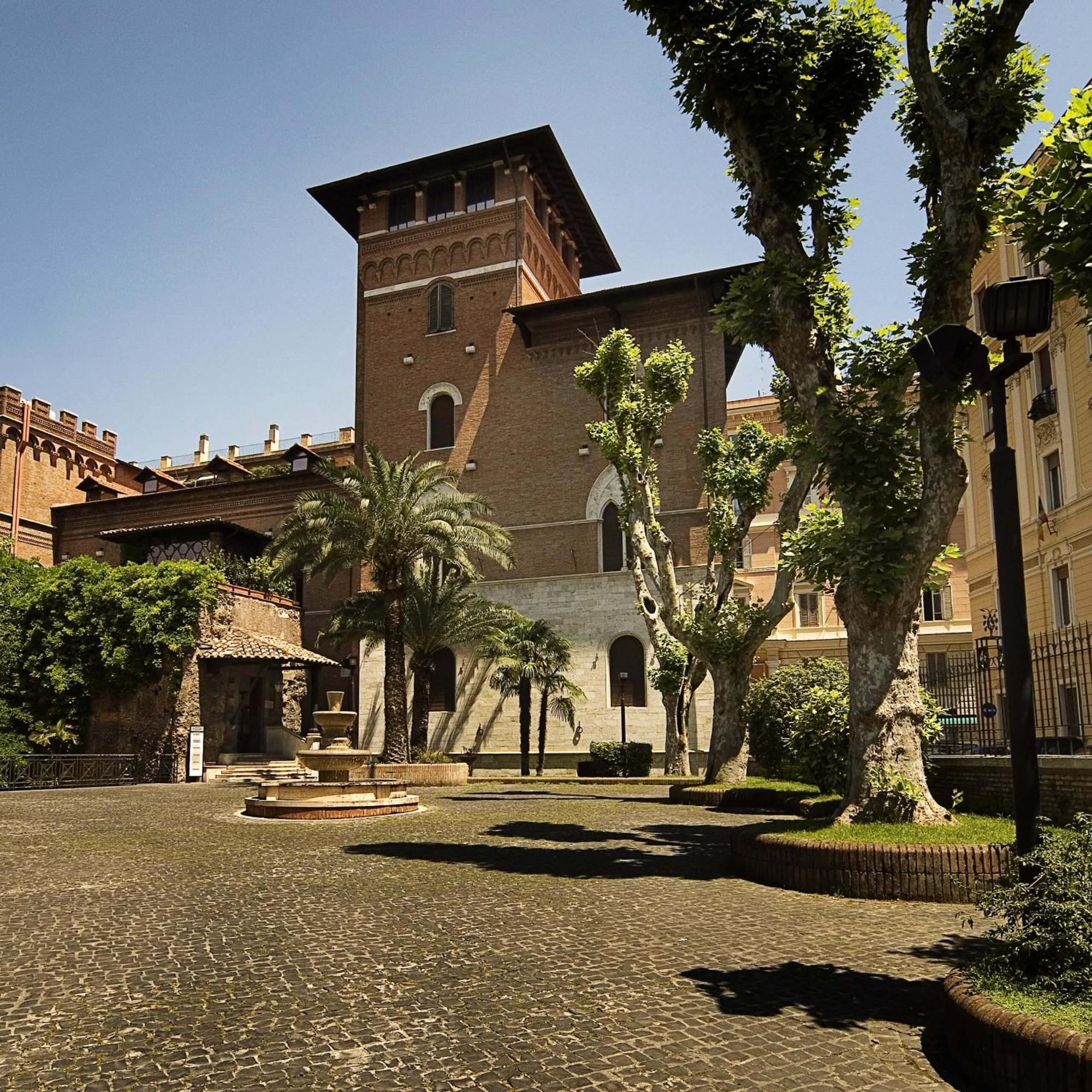 Hotel Ercoli House 2*