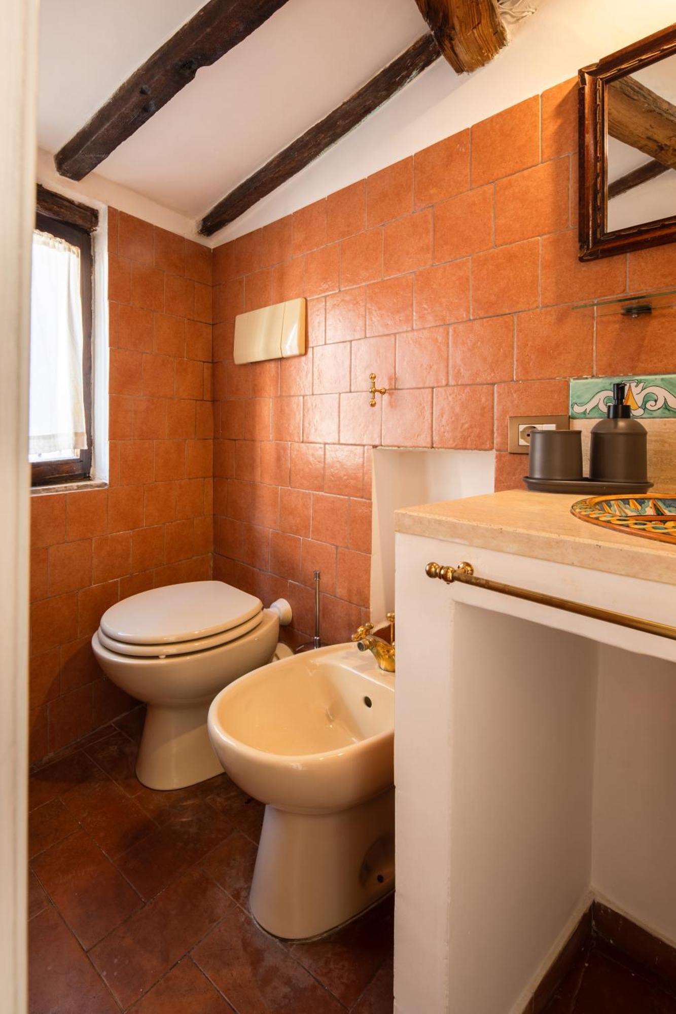 Navona Luxury Terrace Apartment - 12 Guests