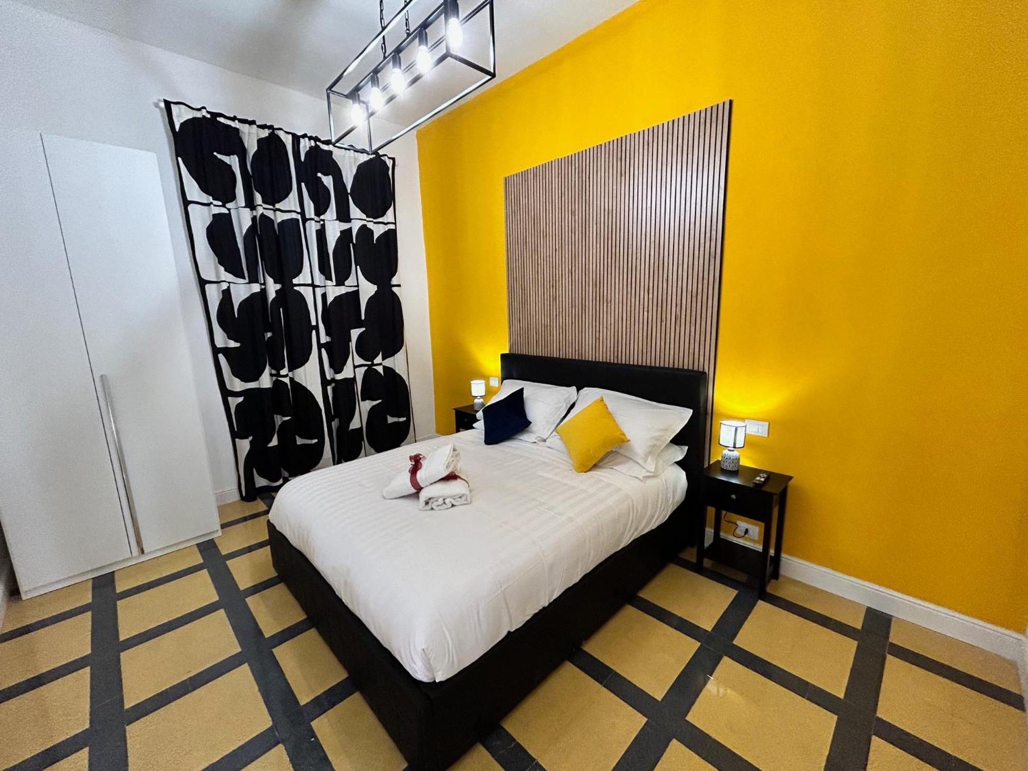 San Peter Vale House * Roma