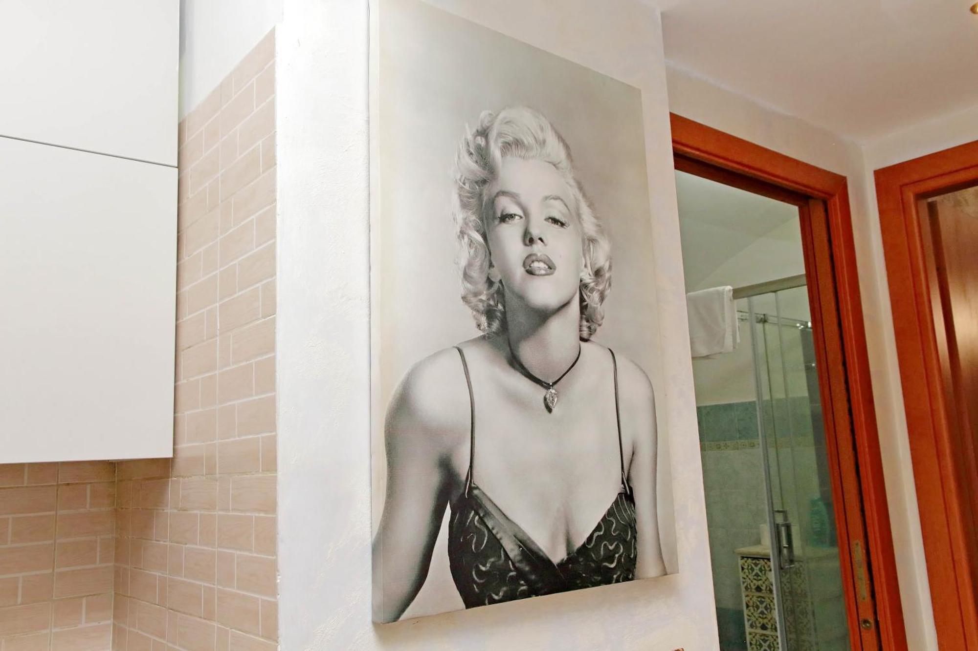 Apartment Gallery *