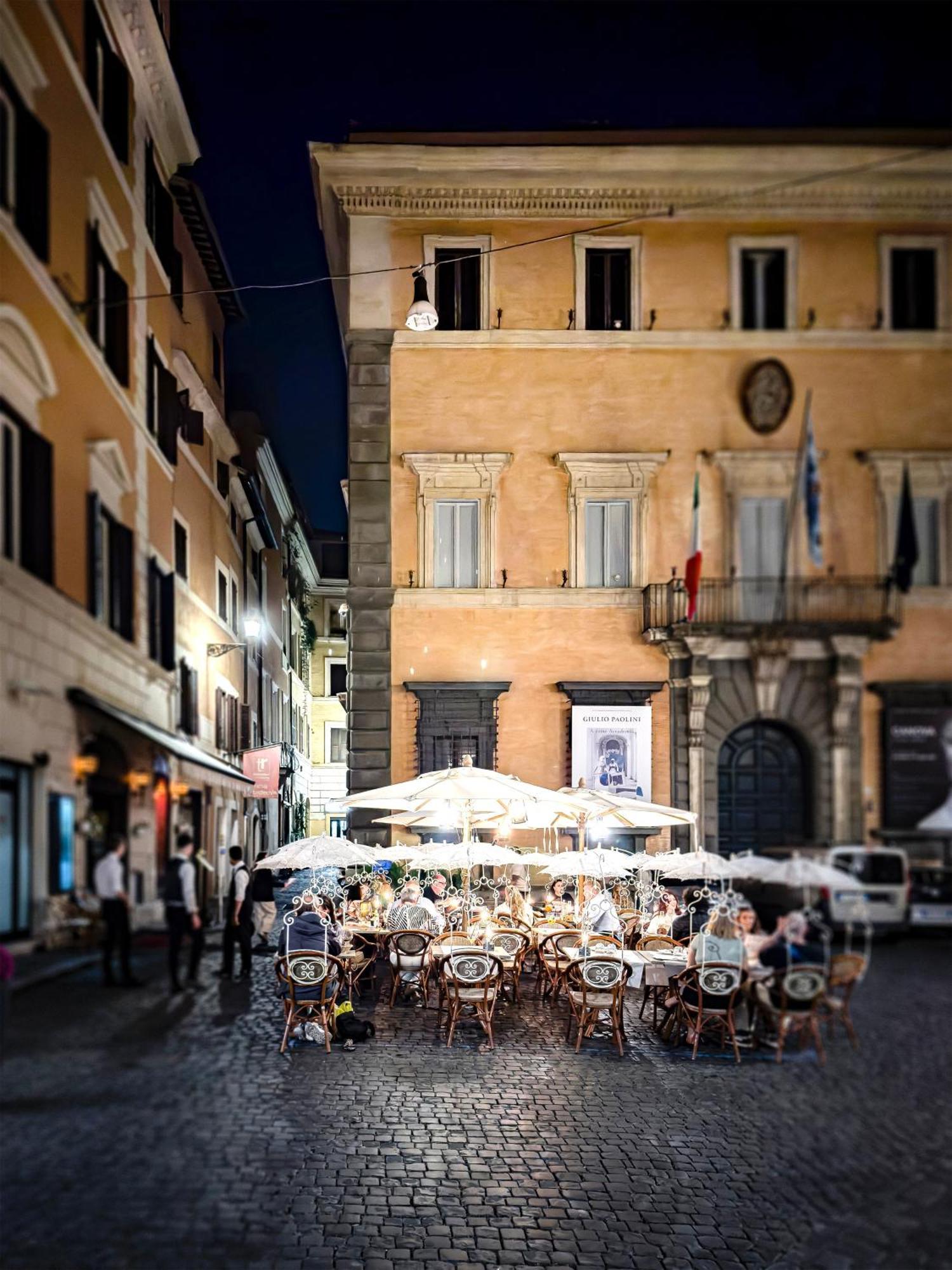 Trevi Fountain Stylish Apartamento