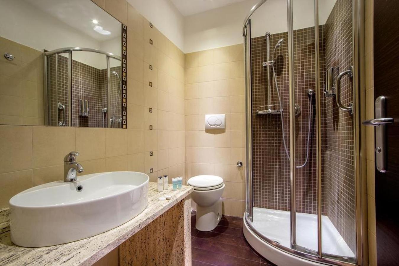 Basilio 55 3* Roma