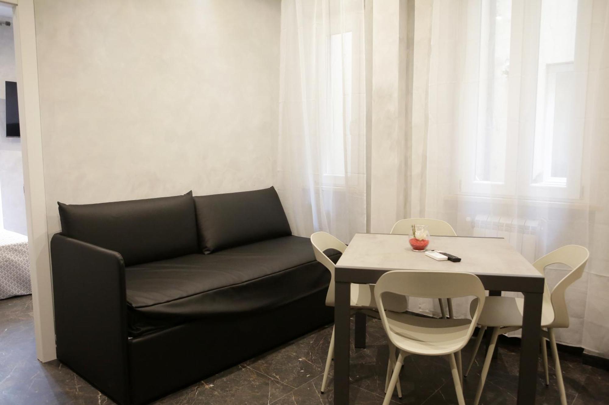 Jadore Monic Rome