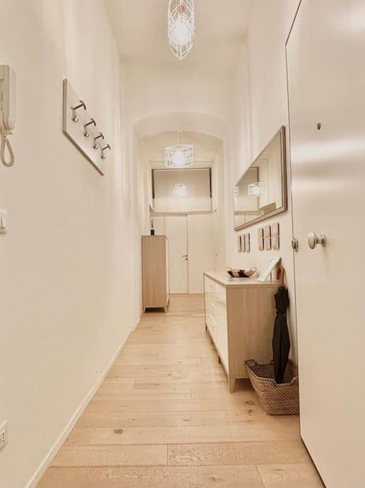 Ovidio Luxury * Roma
