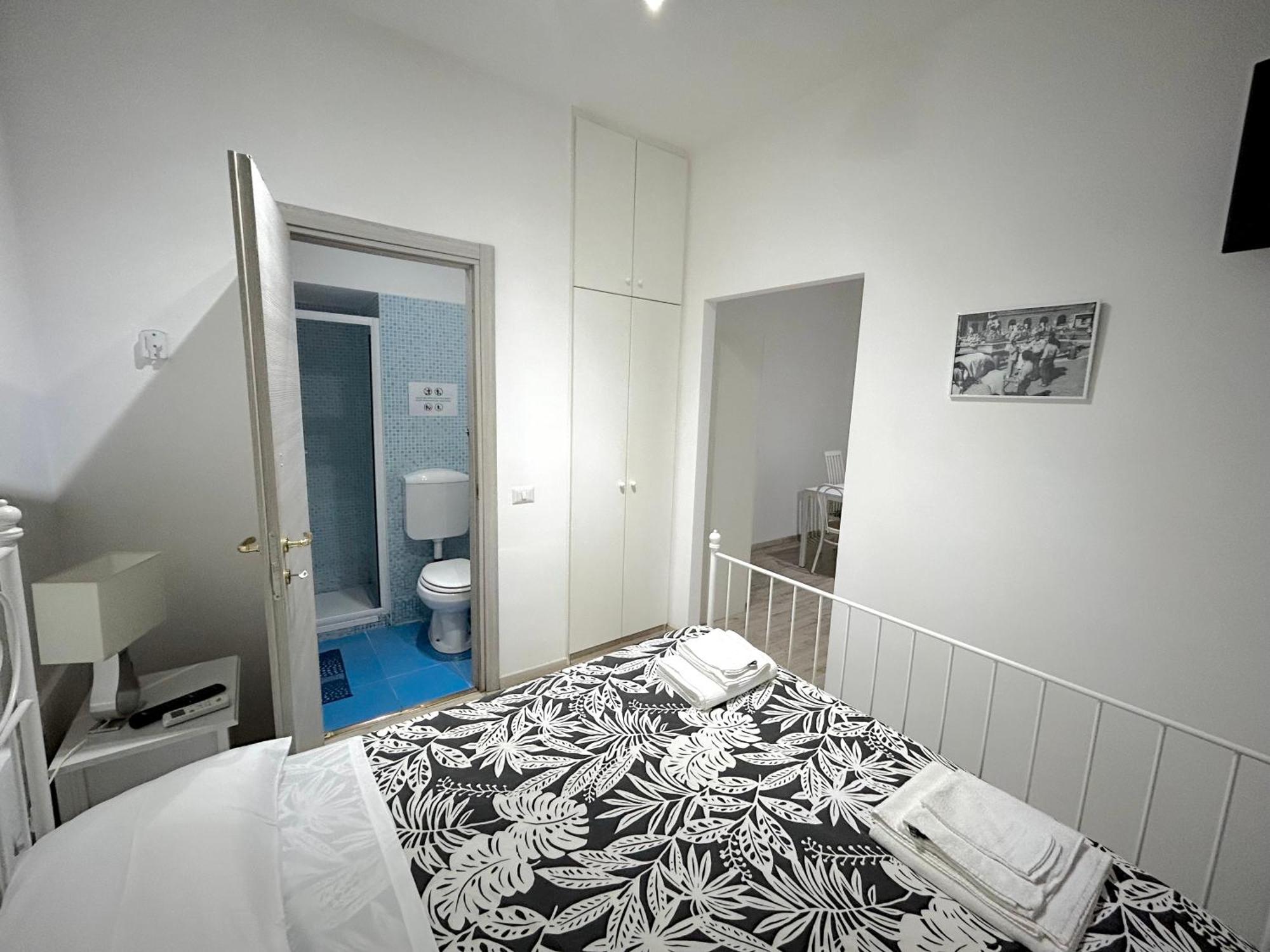 Urbe - Delizioso Quartiere Coppede * Roma