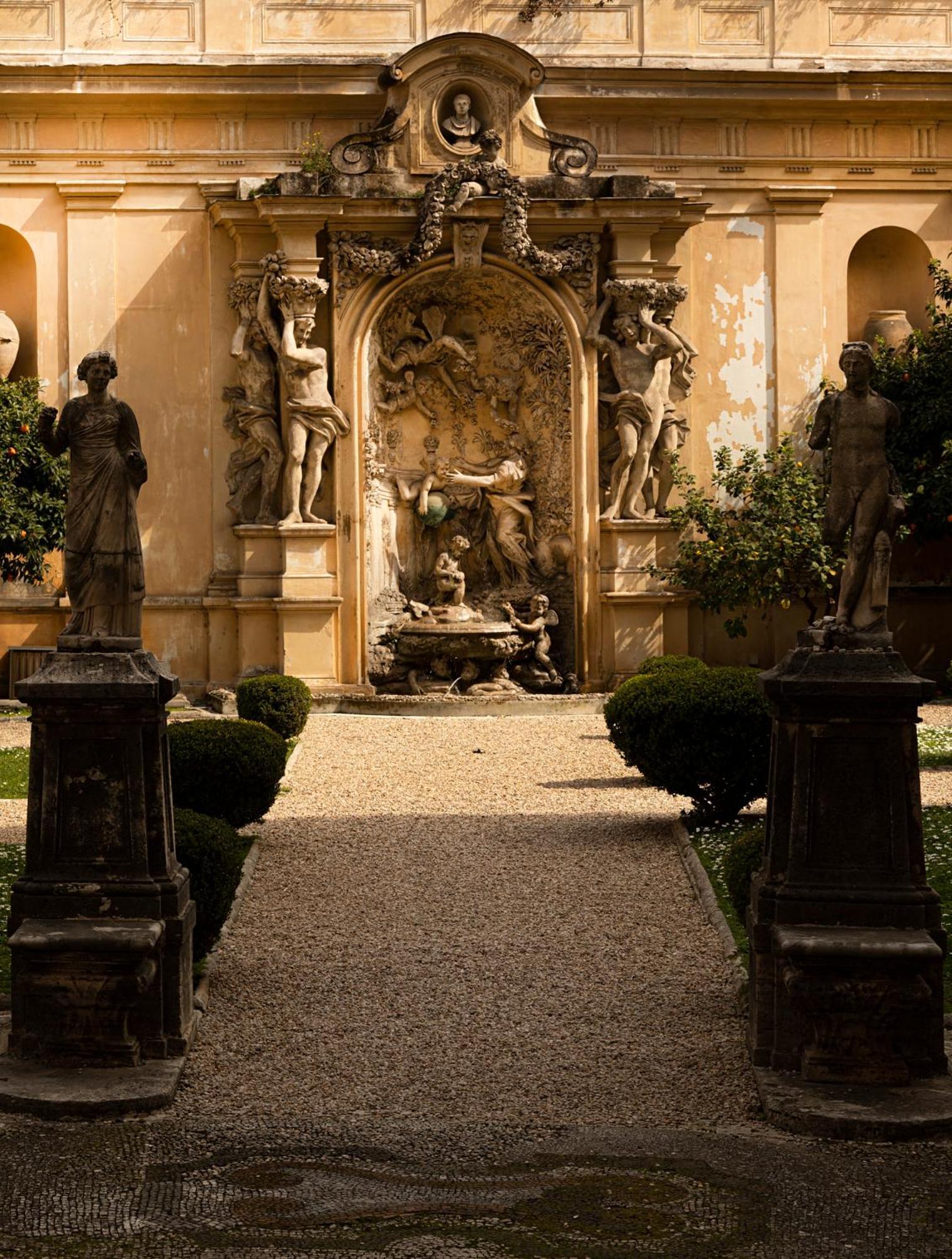 Vilon - Small Luxury Of The World 5*
