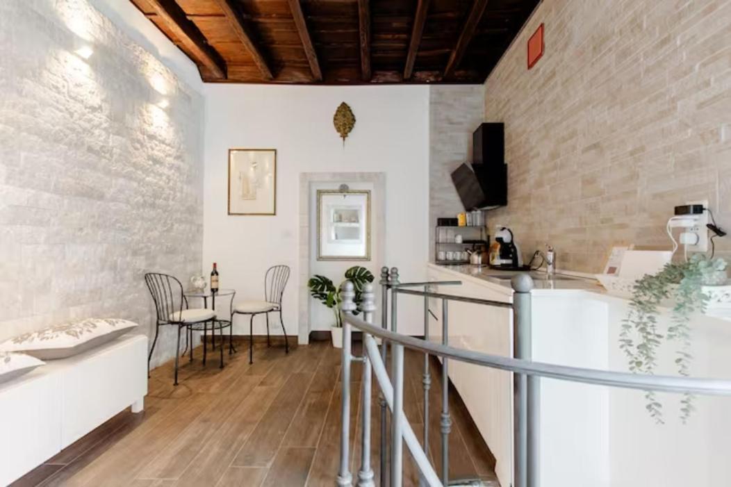 Trastevere's Nest