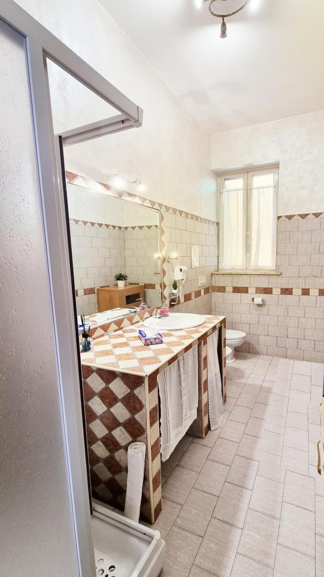 Apartamento Ylyejon Esclusivo Al Pianoterra Con Parcheggio E Terrazza