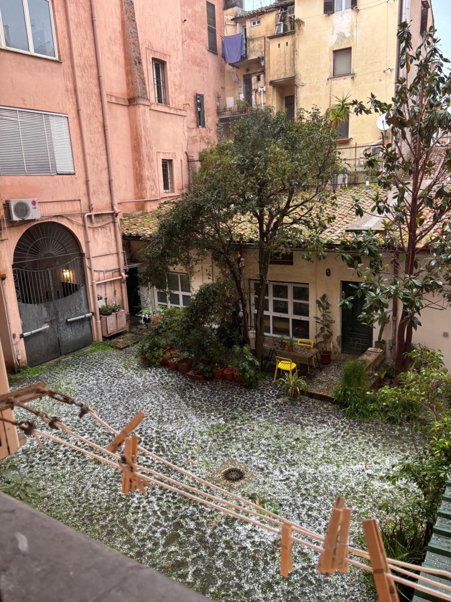 San Calisto Trastevere - Historical Center Cir 25486 * Roma