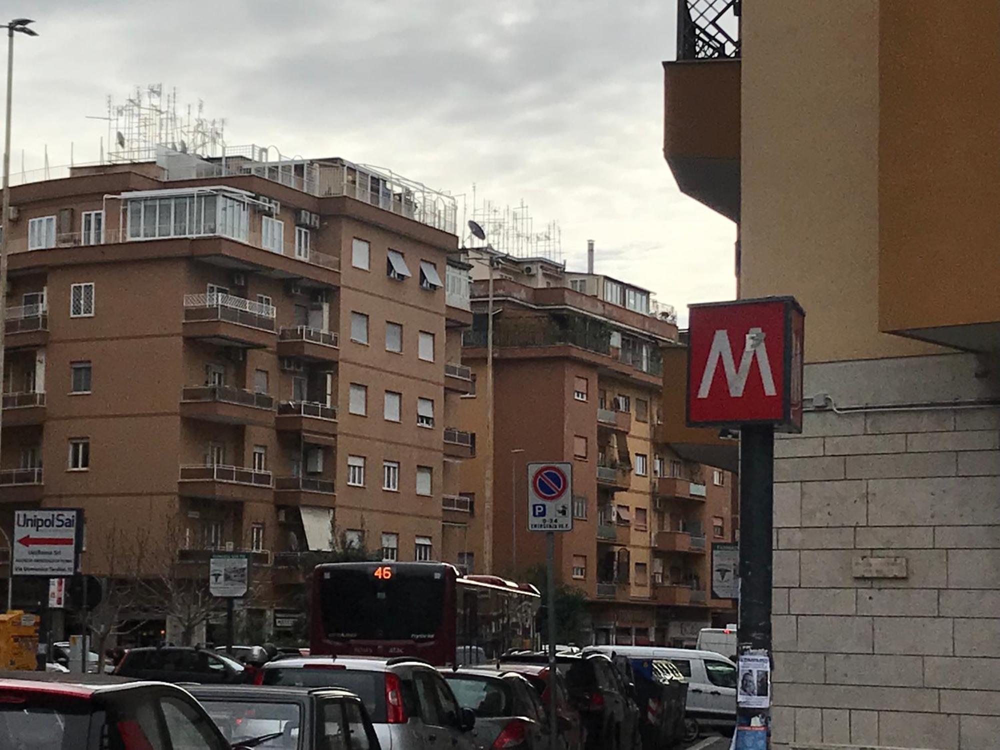 Perla Vaticana - Metro Cornelia Apartamento *