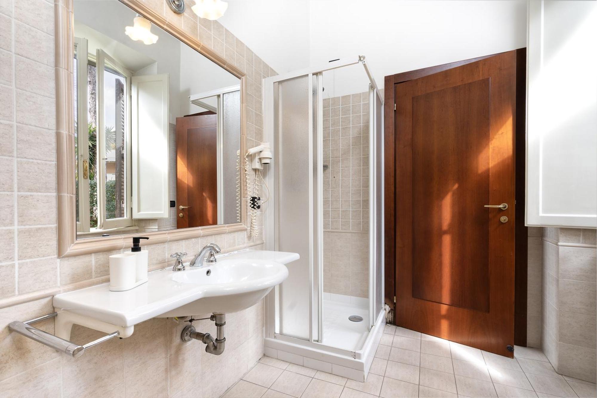 Comfort Gaia Tor Vergata Gjestgiverier 2*