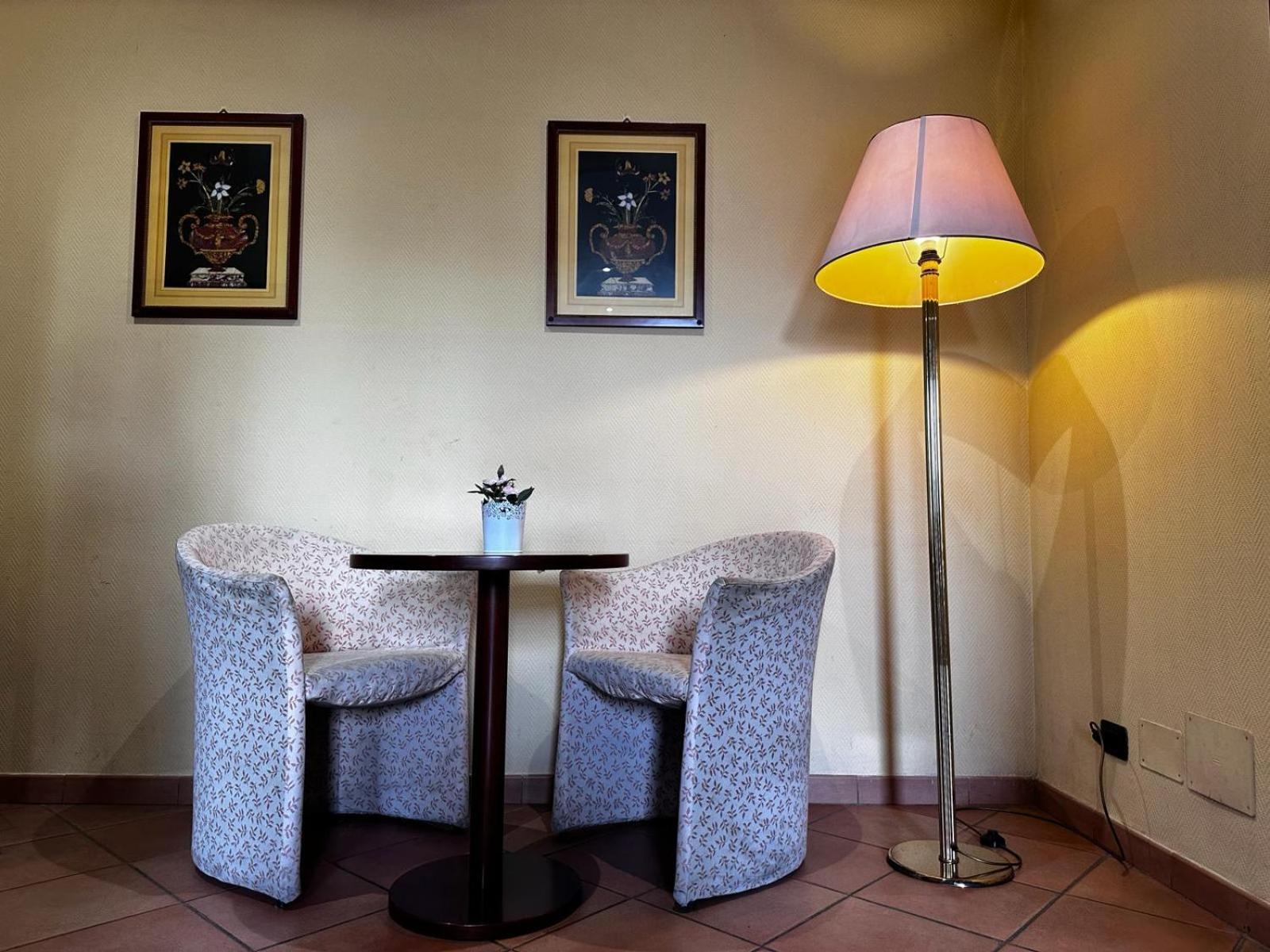 Gjestgiverier Comfort Gaia Tor Vergata Roma