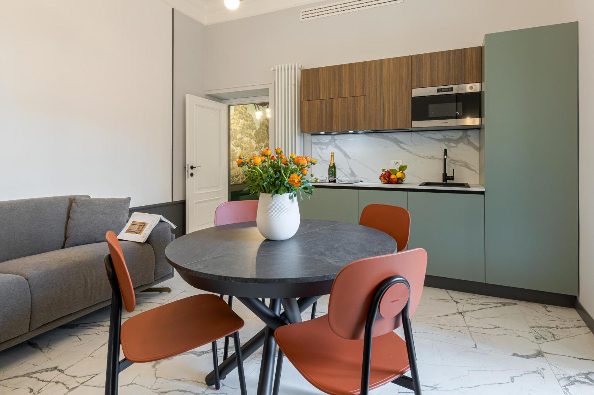 The Romulus Apartamento