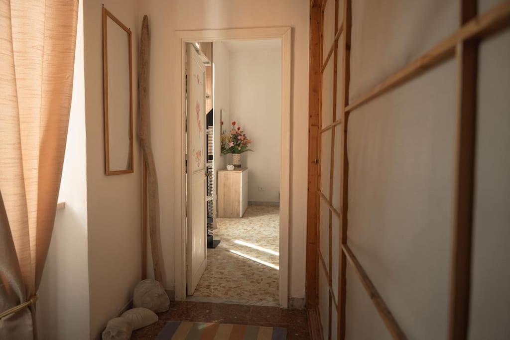 Two-room Apt. Under The Aqueduct's Arch In Pigneto Apartment Rom