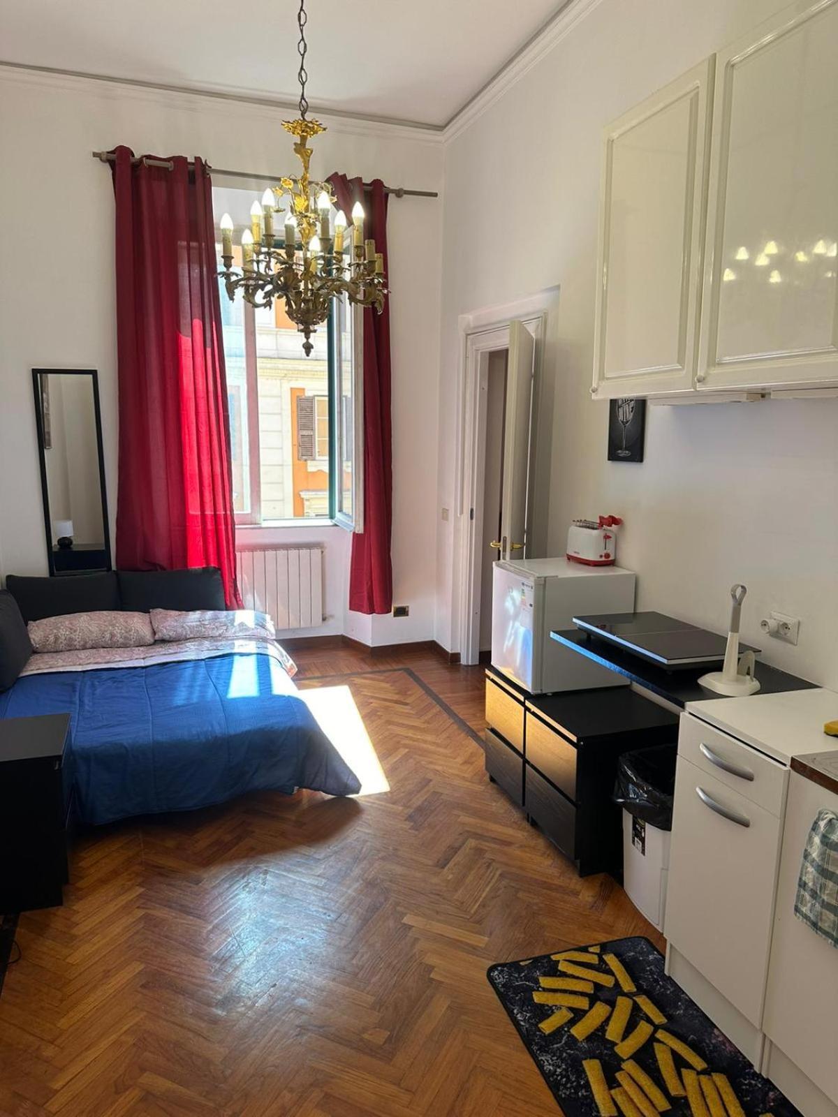 Ezio House Roma