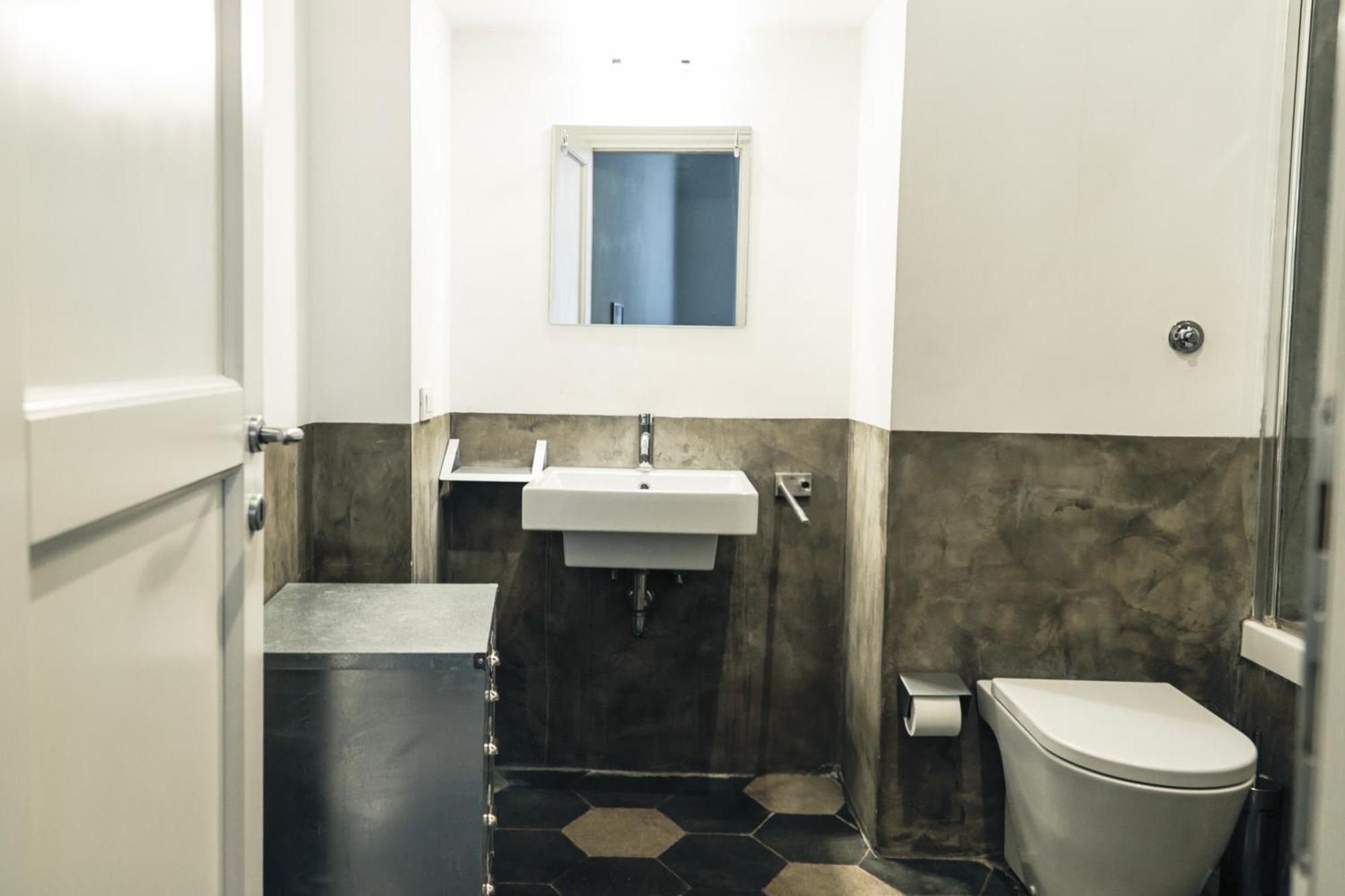Apartamento Charming In Monti, Steps To Colosseum Roma