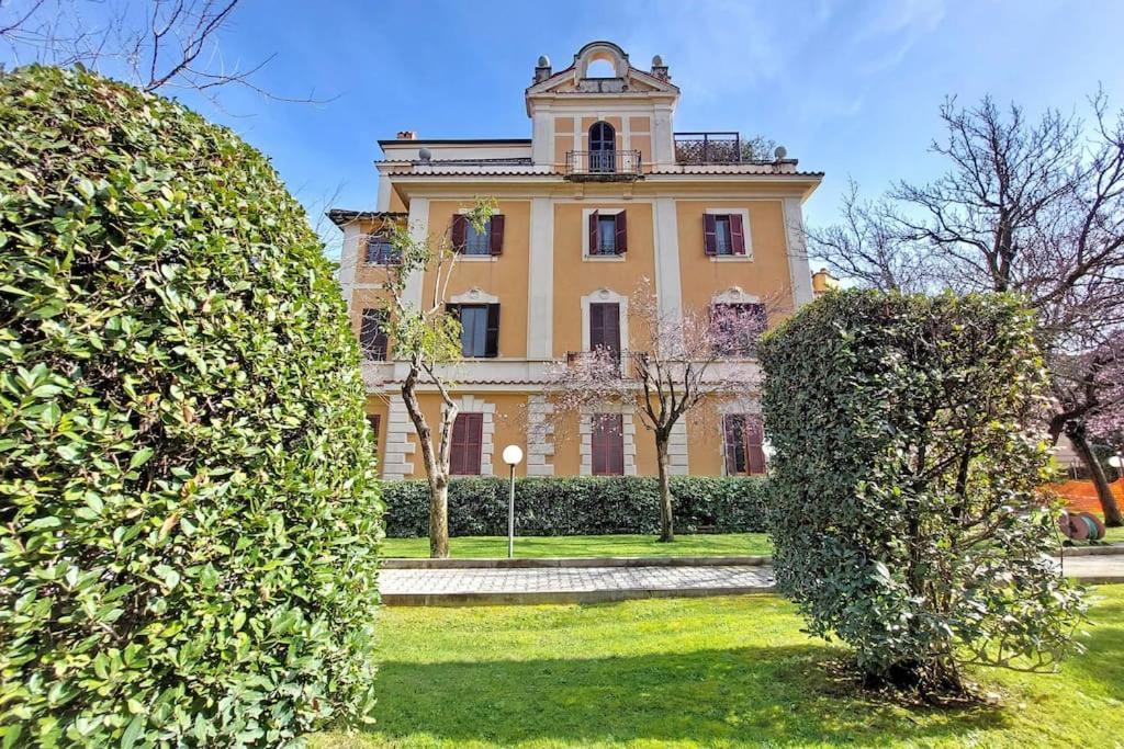 Vatican With Parking Apartamento *