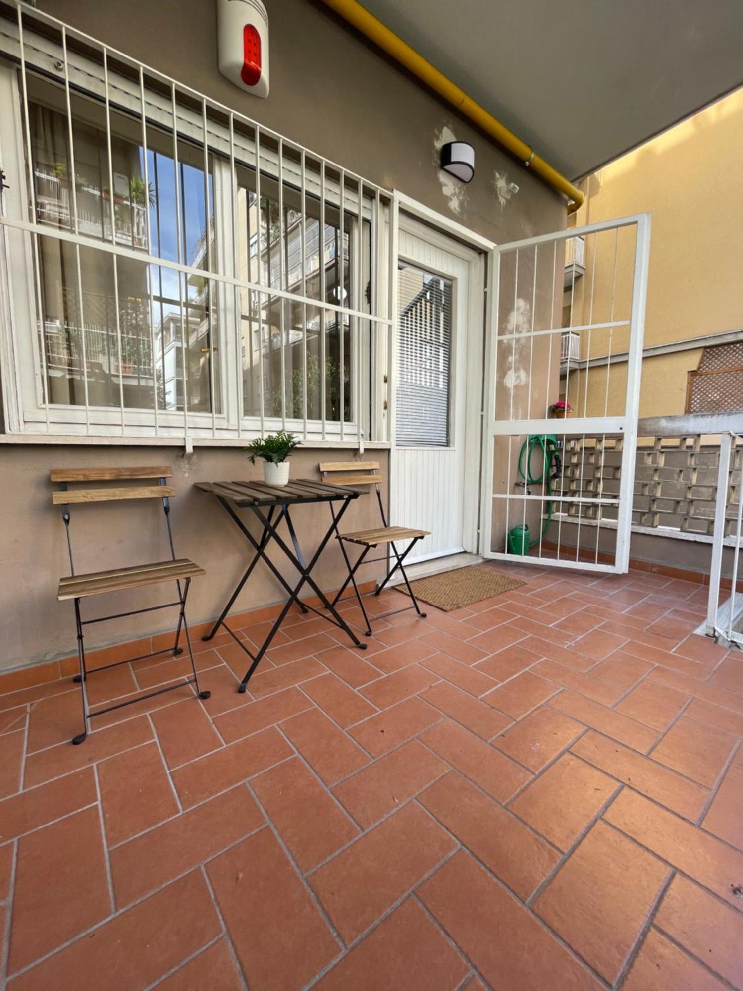 Alma - Vatican Apartment