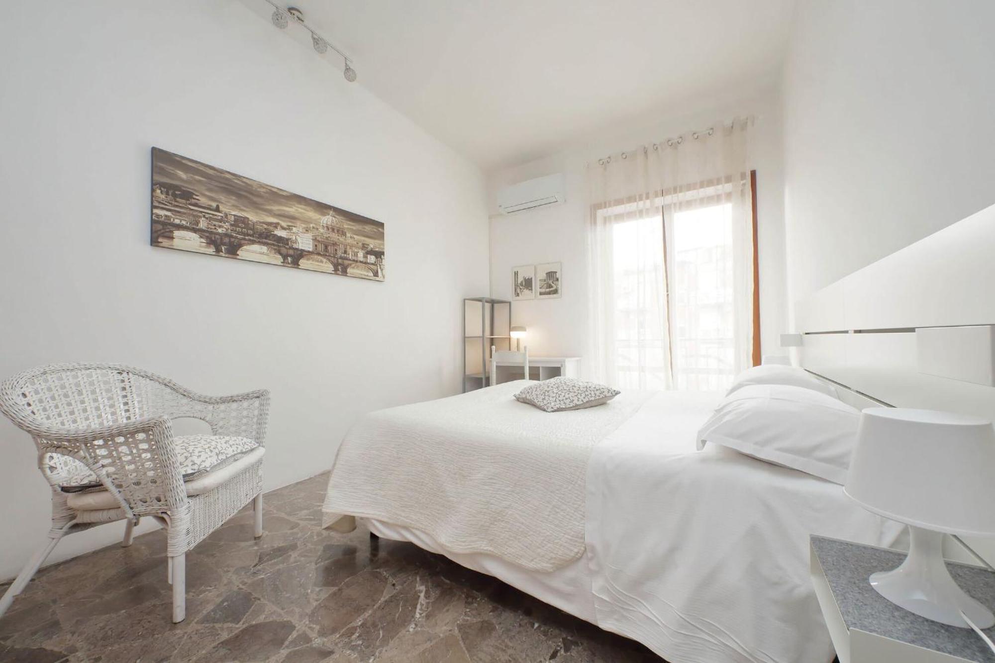 Cerreto Di Spoleto By Halldis Rom