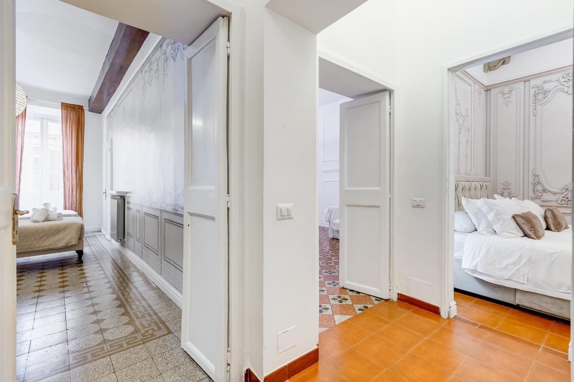 Apartamento Spanish Square - Romedreamhome